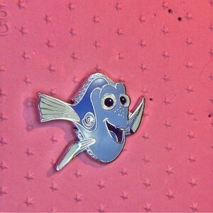 💙Disney 2025 Hidden Disney Wave A Dory Pin